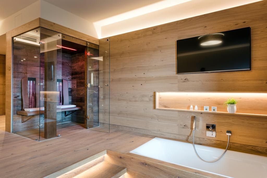 Genussdorf Gmachl - Hotel & Spa Bergheim Buitenkant foto