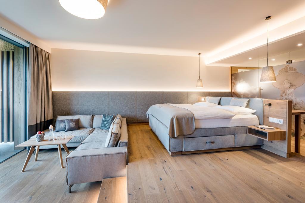 Genussdorf Gmachl - Hotel & Spa Bergheim Buitenkant foto