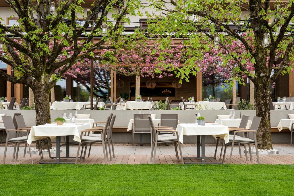 Genussdorf Gmachl - Hotel & Spa Bergheim Buitenkant foto