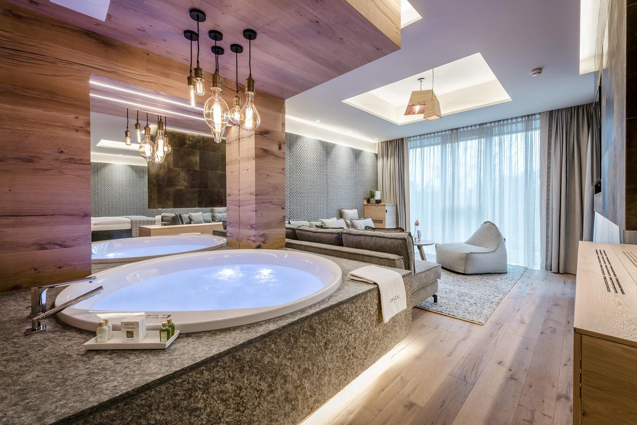 Genussdorf Gmachl - Hotel & Spa Bergheim Buitenkant foto